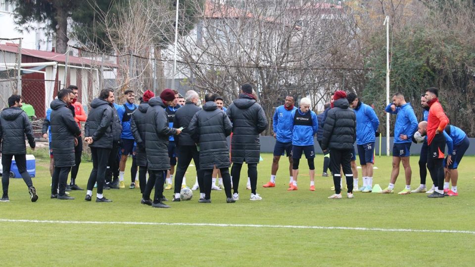 Hatayspor Galatasaray deplasmanından puanla dönmek istiyor