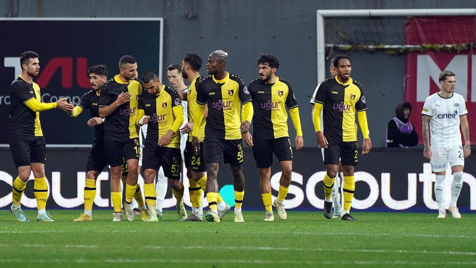 İlk yarıda en çok kaybeden takım İstanbulspor