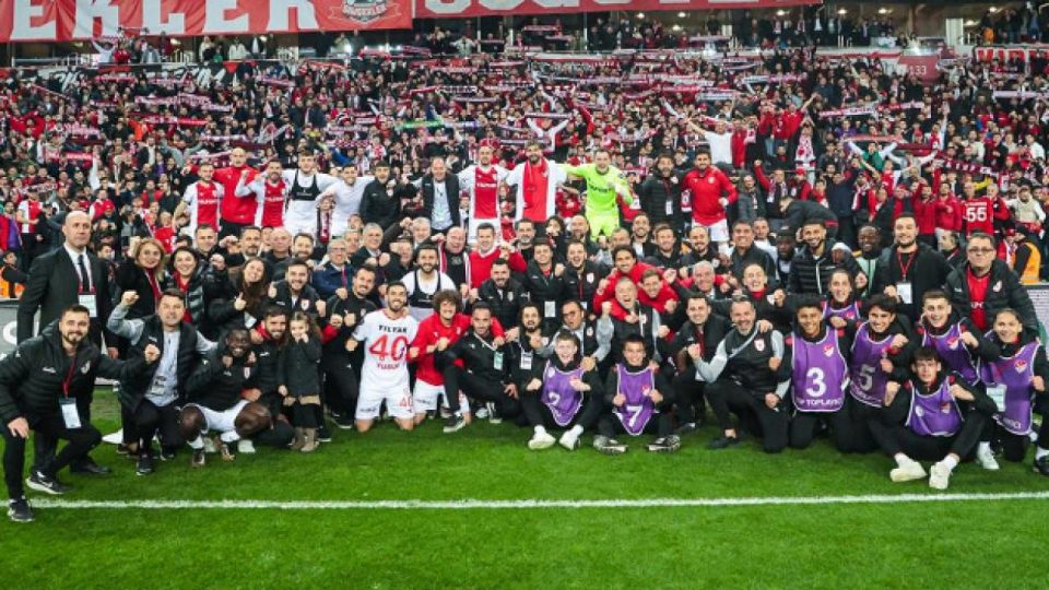 Samsunspor puan rekoru için sahaya çıkacak